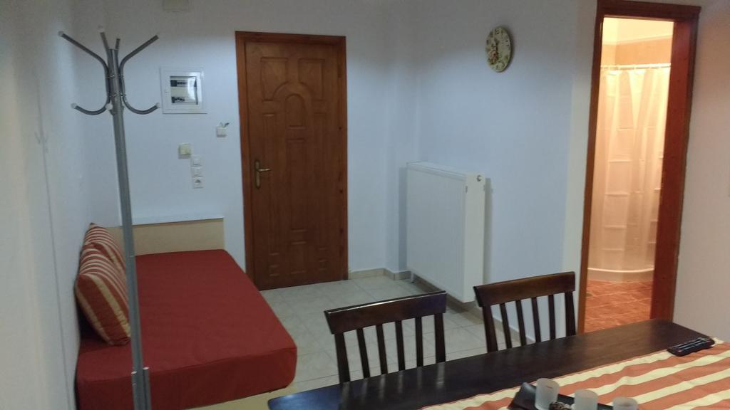 קרטראדוס Vazeos Apartments חדר תמונה